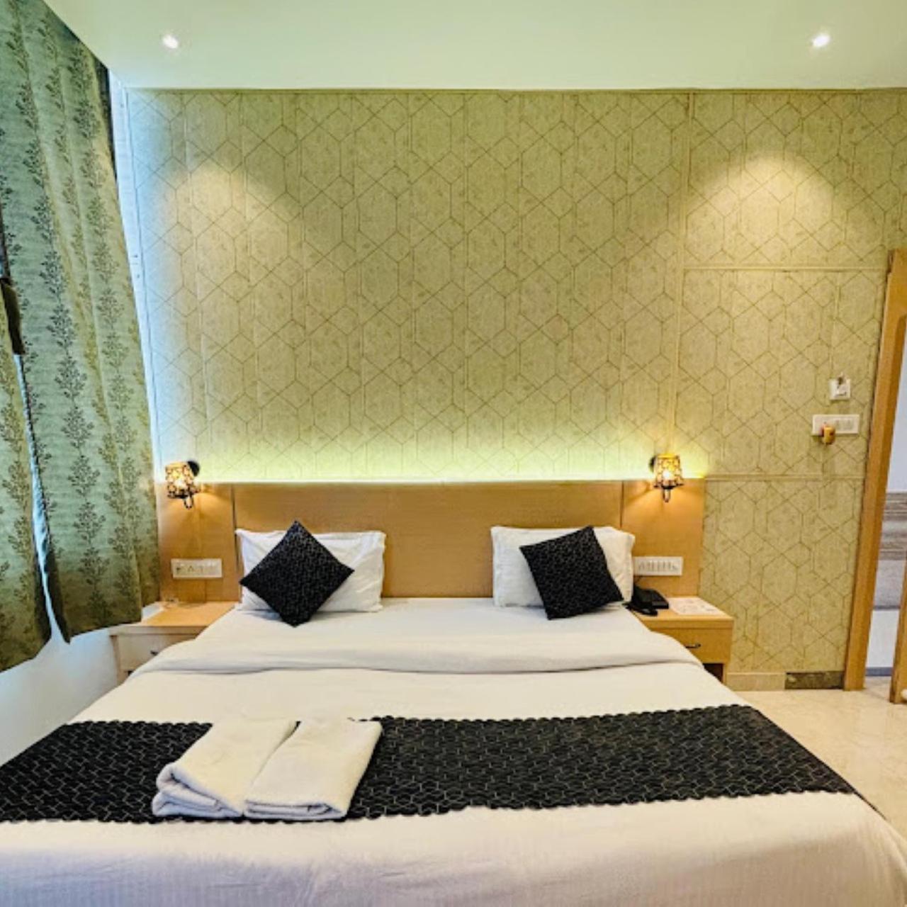 Hotel The Ramay Palace Ayodhya Luaran gambar